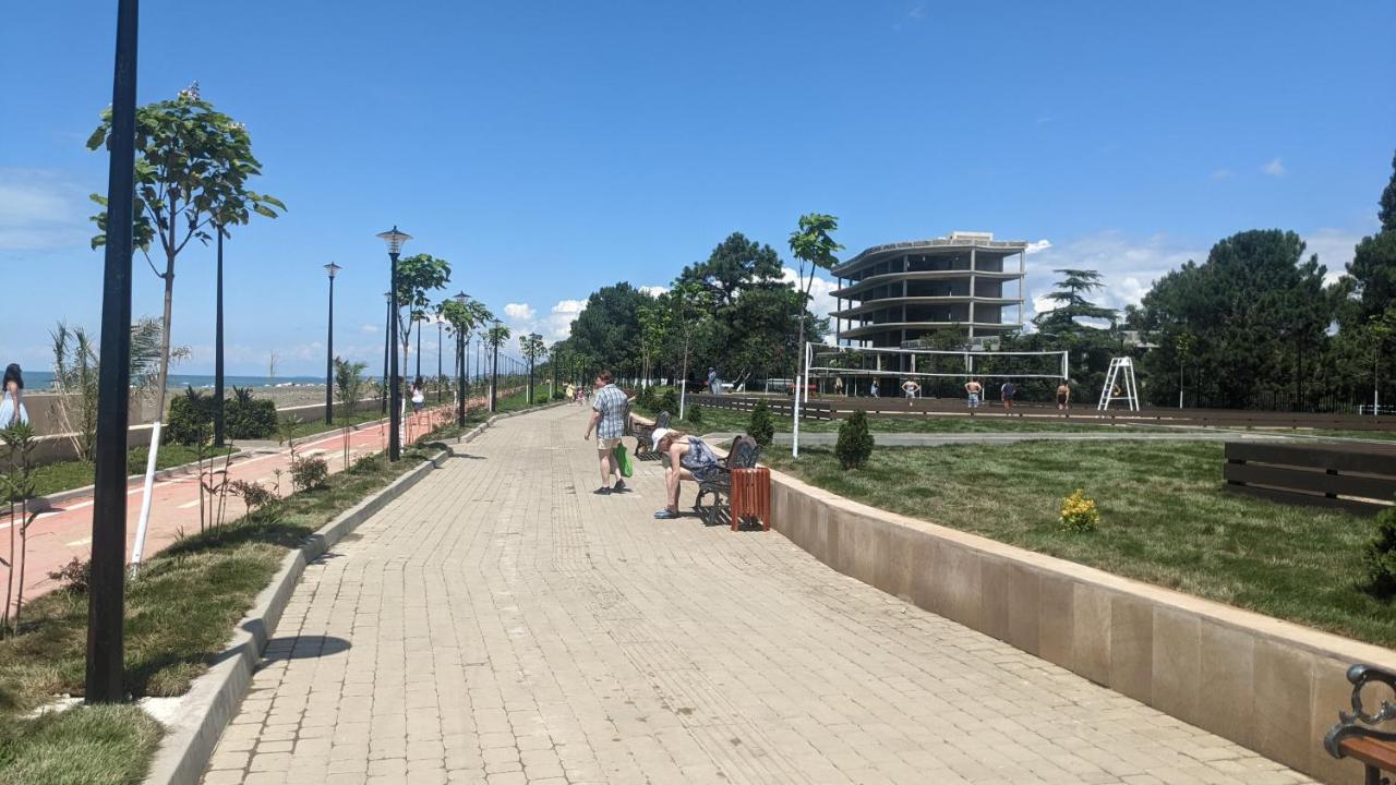 Tirkius House Hotel Kobuleti Kültér fotó